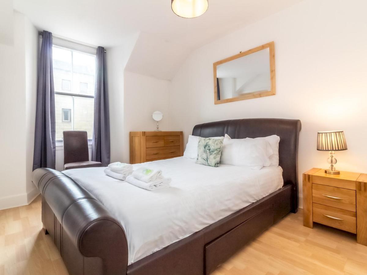 Bright And Cosy Flat At The Heart Of The Old Town Apartamento Edimburgo Exterior foto
